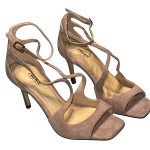 NWOT L'AGENCE Gisele Suede Heeled Sandals, size 37